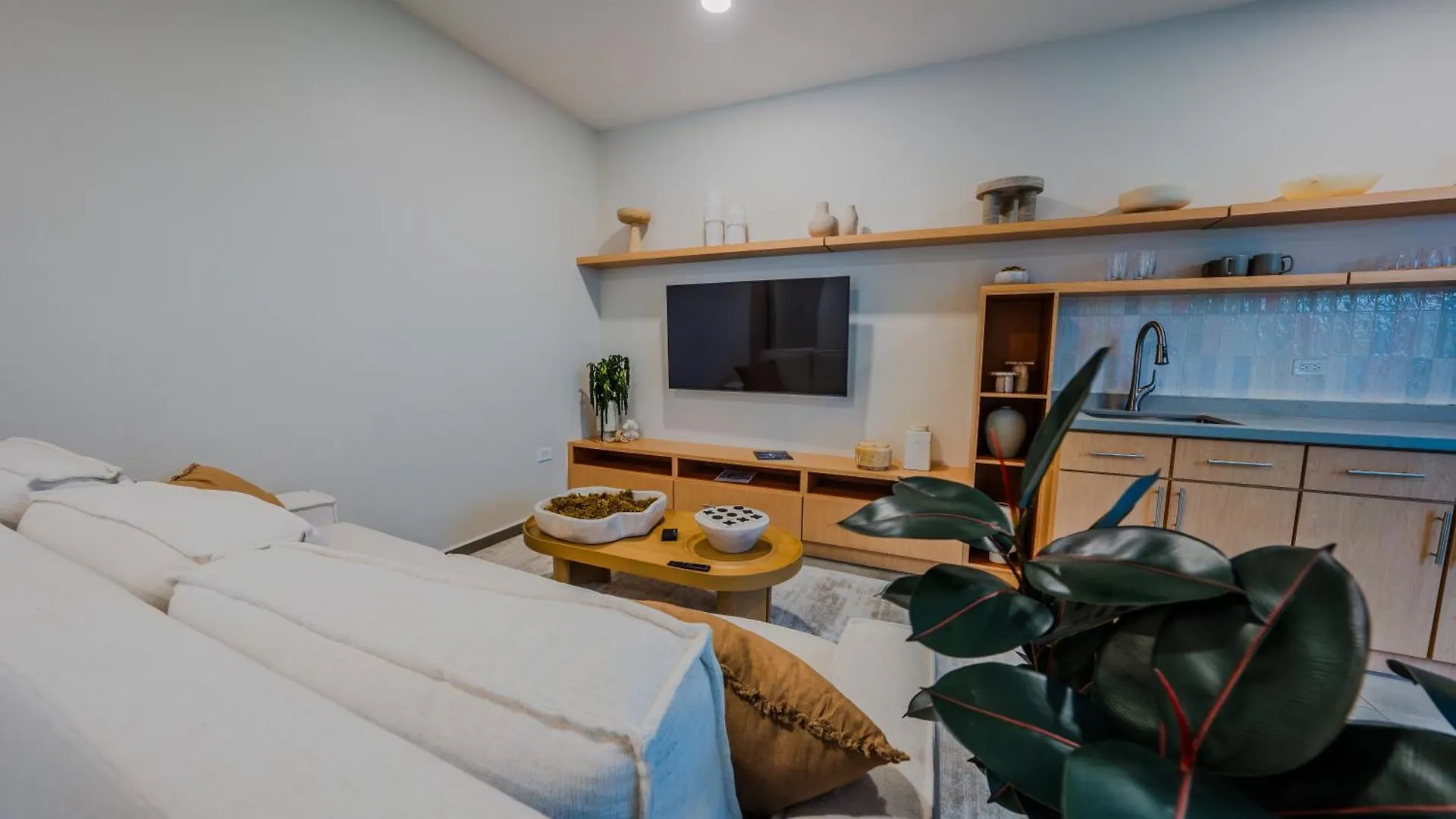 شقة Casa Loba Luxe Unit 2 With Private Pool And Garden رينكون